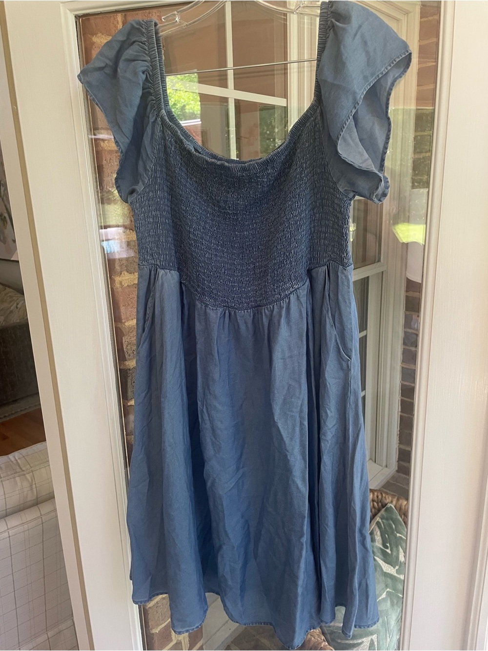 Torrid Blue Chambray Off Shoulder Smocked Dress Size 1 Lyocell Pocket - Picture 4 of 7